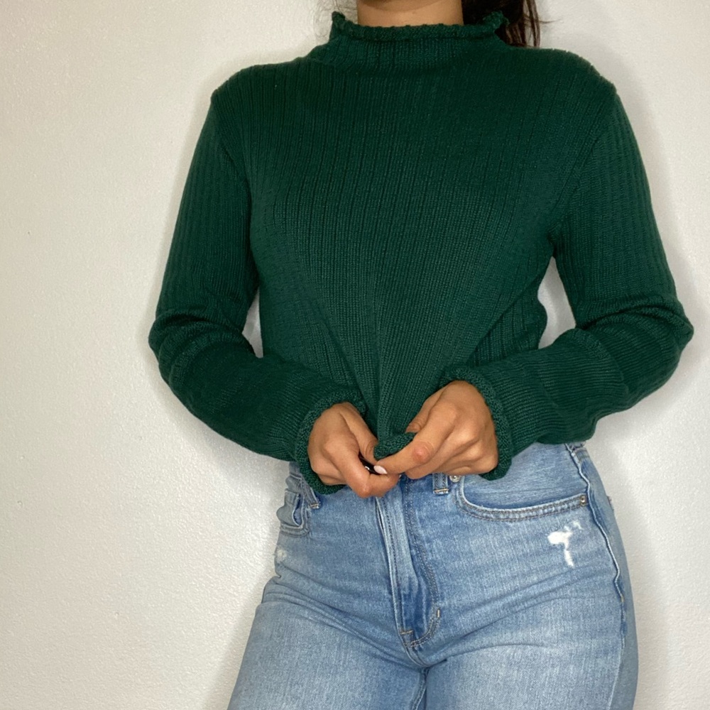 Cropped sweater